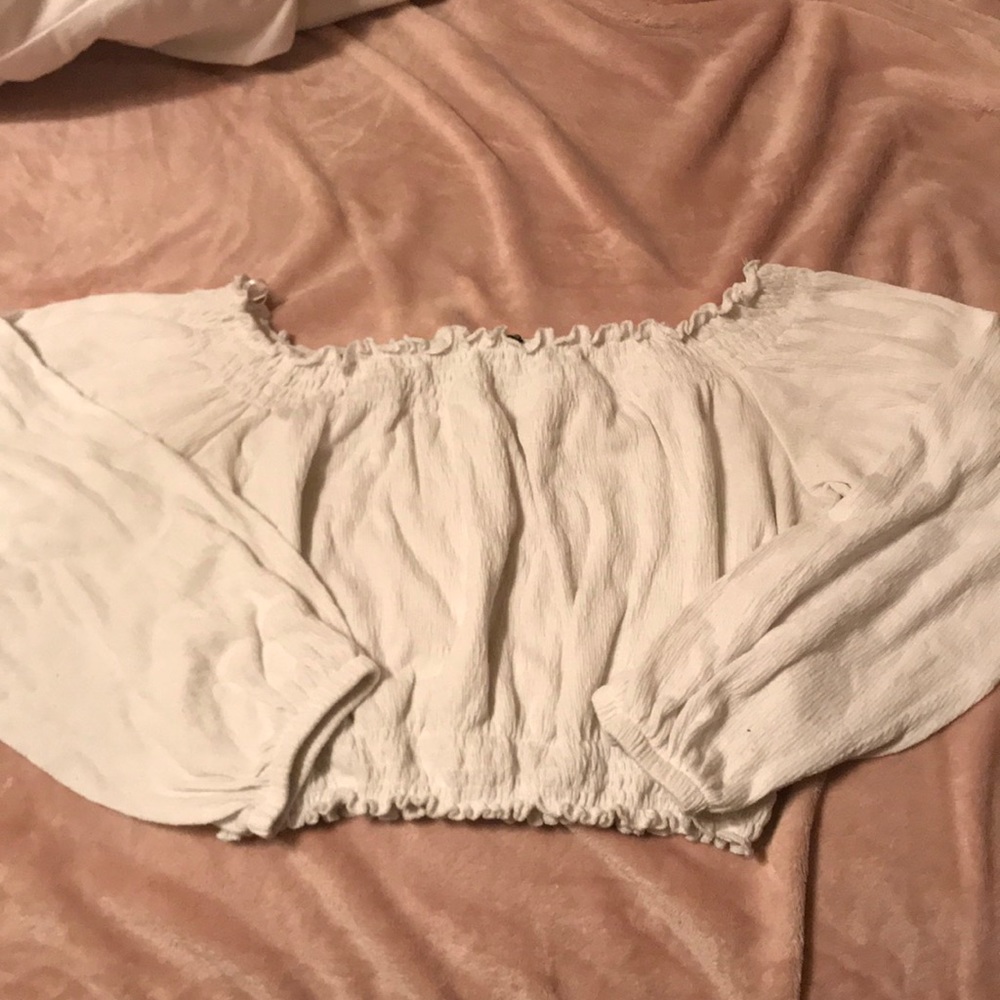 Off the shoulder sinched top